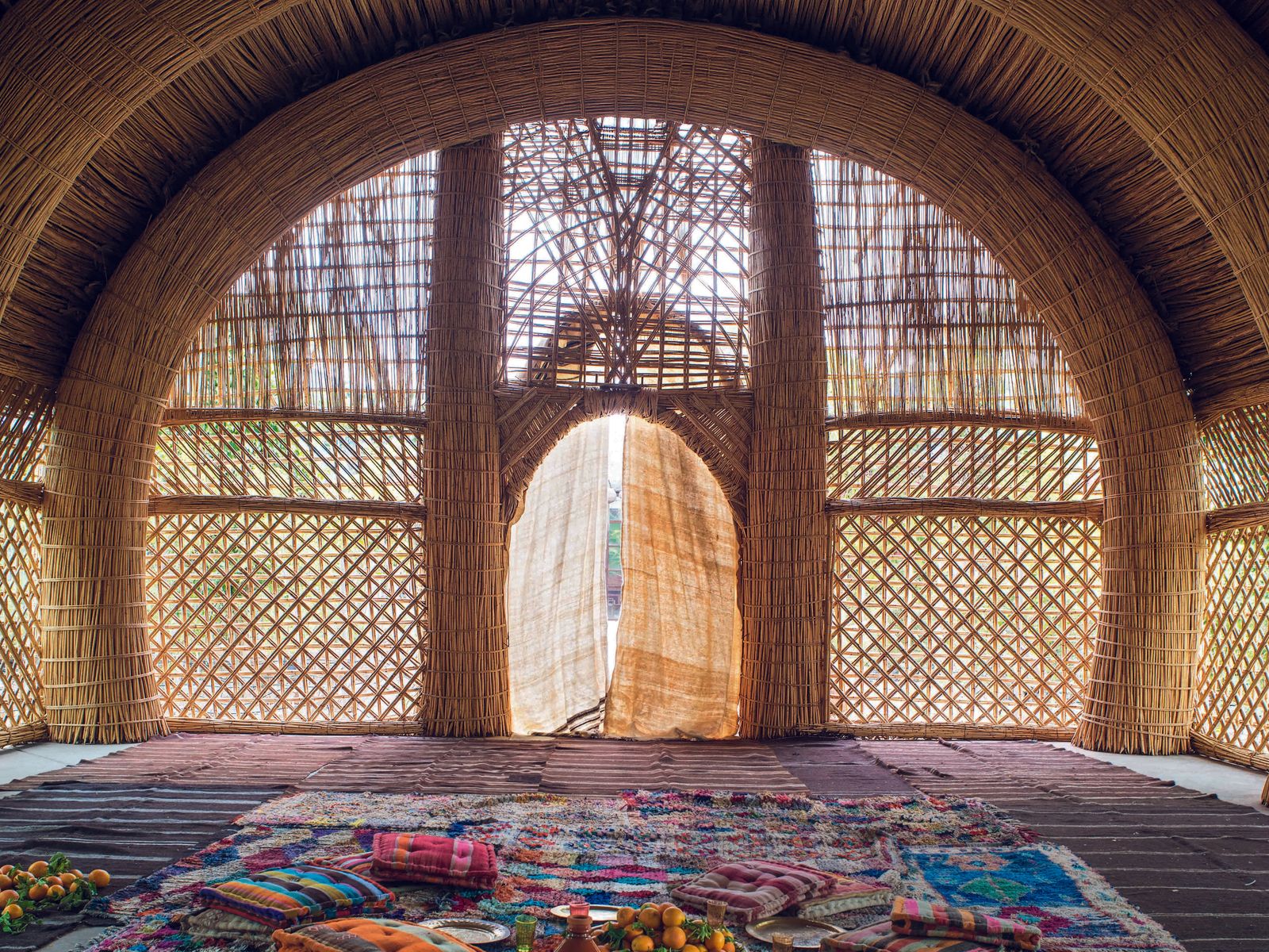 The Marrakesh garden centre spinning straw into shelter