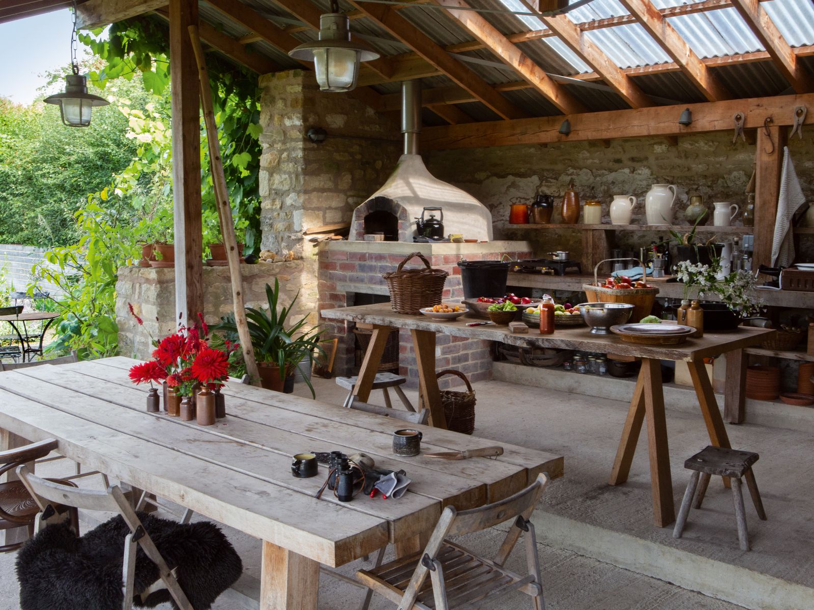 Garden designer Dan Pearson embraces fully fledged alfresco living